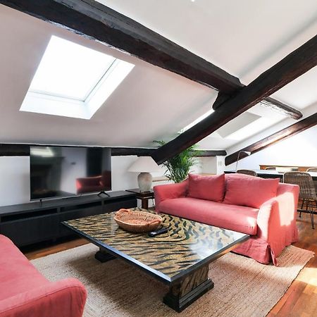 Elegant P.Venezia Attic Apartamento Milão Exterior foto
