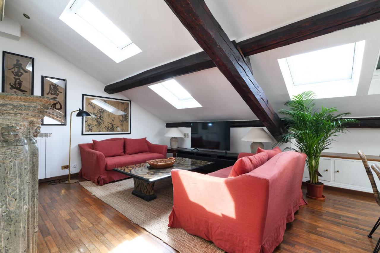 Elegant P.Venezia Attic Apartamento Milão Exterior foto